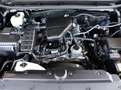 صورة 10 لـ 2021 Toyota LAND CRUISER PRADO