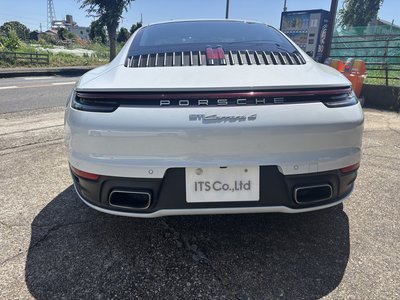 PORSCHE 911 - 8