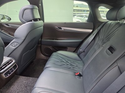 GENESIS G80 (RG3) - 5