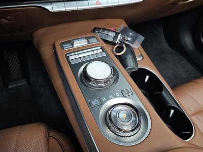 صورة مصغرة 12 لـ 2023 Genesis GV70