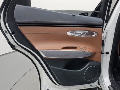 صورة مصغرة 15 لـ 2023 Genesis GV70