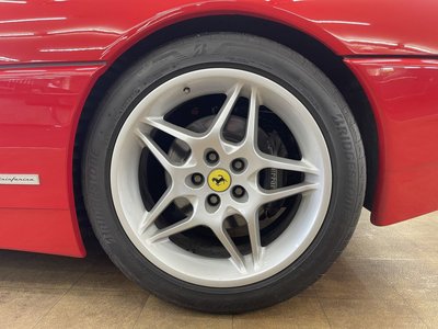 1991 Ferrari 348 照片 28