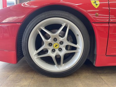 1991 Ferrari 348 照片 27