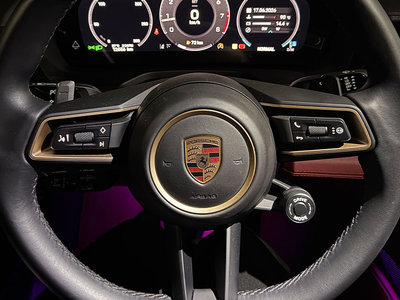 PORSCHE PANAMERA - 8