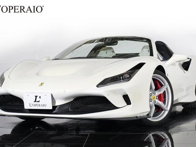 FERRARI F8 SPIDER - 1