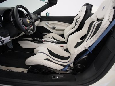 FERRARI F8 SPIDER - 10