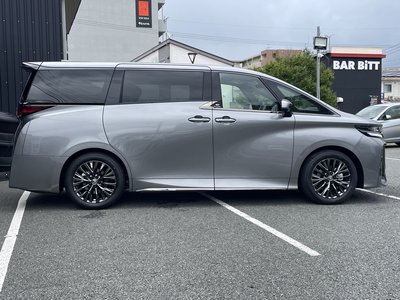 TOYOTA VELLFIRE - 7