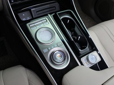 GENESIS GV80 - 9