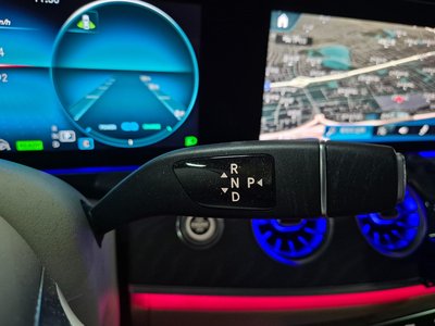 MERCEDES-BENZ E-CLASS - 9