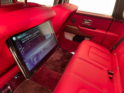 ROLLS-ROYCE CULLINAN - 7