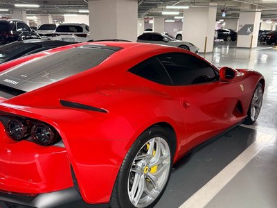 FERRARI 812 - 3