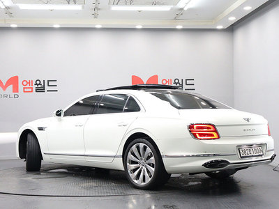 2021 Bentley FLYING SPUR photo 2