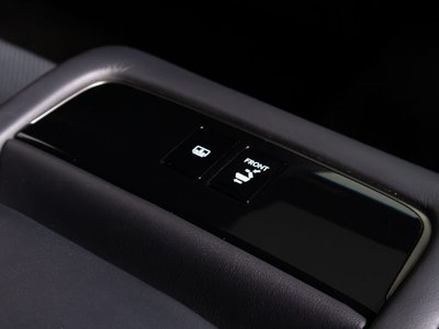 2018 Lexus LS thumbnail 42