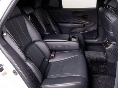 2018 Lexus LS thumbnail 41