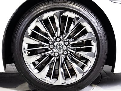 صورة 4 لـ 2018 Lexus LS