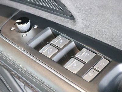 صورة مصغرة 76 لـ 2024 AUDI A8