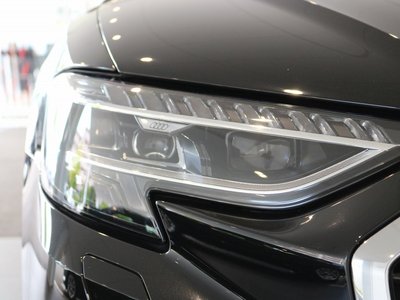 صورة مصغرة 108 لـ 2024 AUDI A8