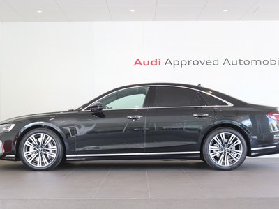 AUDI A8 - 8