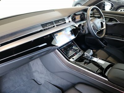 صورة مصغرة 128 لـ 2024 AUDI A8