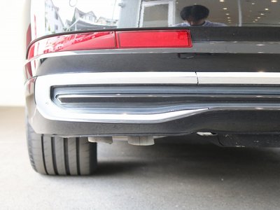 صورة مصغرة 121 لـ 2024 AUDI A8