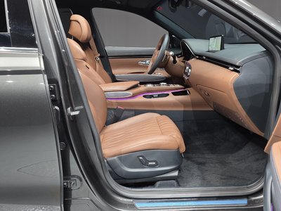 2023 Genesis GV70 — миниатюра 16