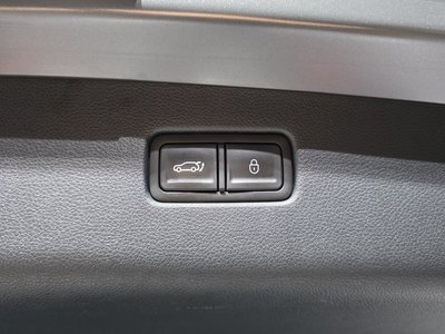 2023 Genesis GV70 — миниатюра 22