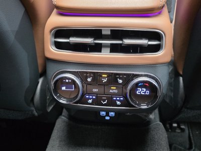 2023 Genesis GV70 — миниатюра 30