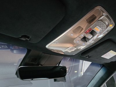 2023 Genesis GV70 — миниатюра 24