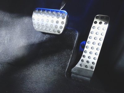 MERCEDES-BENZ GLS - 9