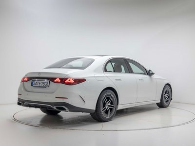 MERCEDES-BENZ E-CLASS - 4