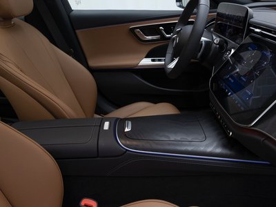 MERCEDES-BENZ E-CLASS - 9