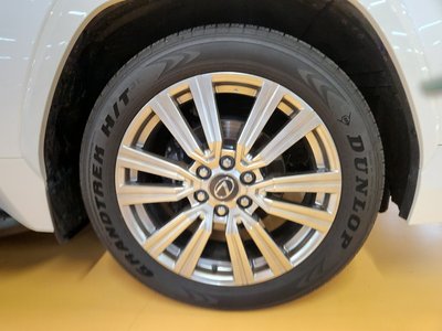 صورة 4 لـ 2025 Lexus LX