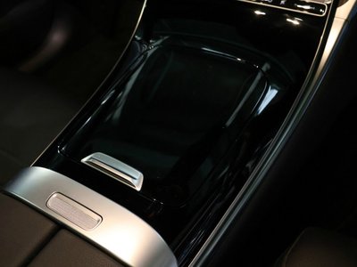 2025 Mercedes-BENZ GLC thumbnail 21