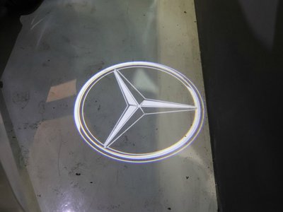 2025 Mercedes-BENZ GLC thumbnail 39