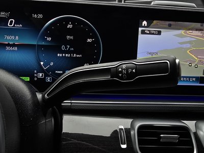 MERCEDES-BENZ GLE - 9