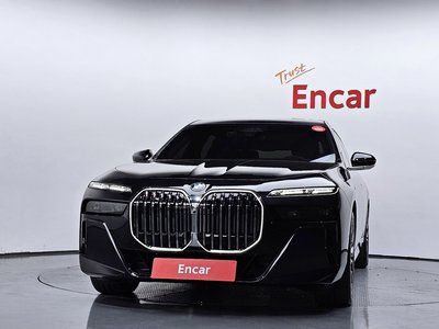 BMW 7 SERIES - 2