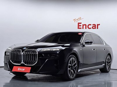 BMW 7 SERIES - 1