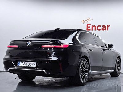 BMW 7 SERIES - 4