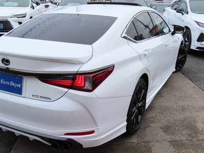 2024 Lexus ES — миниатюра 34
