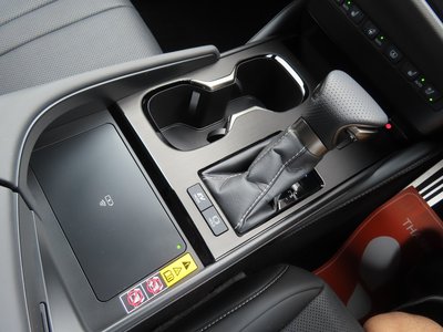 2024 Lexus ES — миниатюра 77