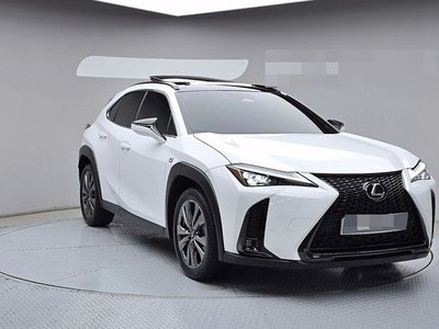 LEXUS UX - 2