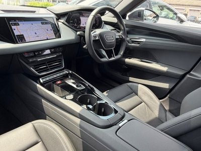 2025 AUDI E-TRON GT QUATTRO 缩略图 43