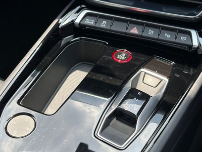 2025 AUDI E-TRON GT QUATTRO 缩略图 27