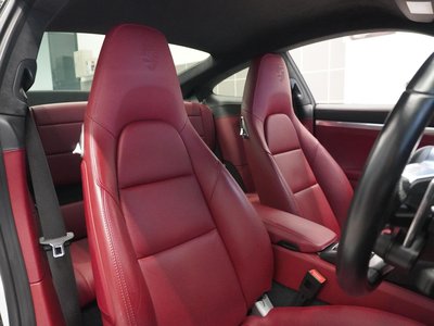صورة مصغرة 16 لـ 2016 Porsche 911