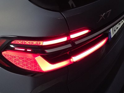 2023 BMW X7 photo 10