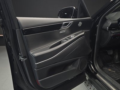 2021 Genesis GV80 thumbnail 14