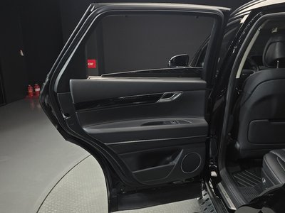 2021 Genesis GV80 thumbnail 15