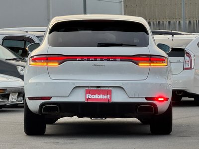 PORSCHE MACAN - 6