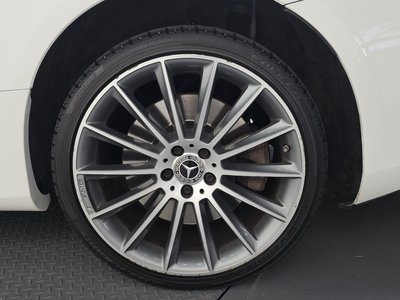 MERCEDES-BENZ E-CLASS - 8