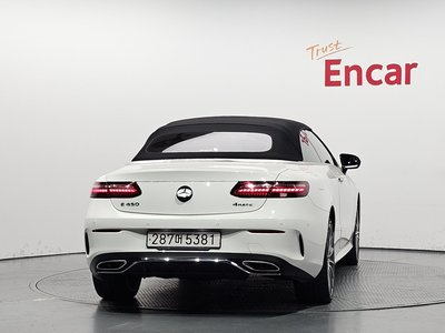 MERCEDES-BENZ E-CLASS - 4